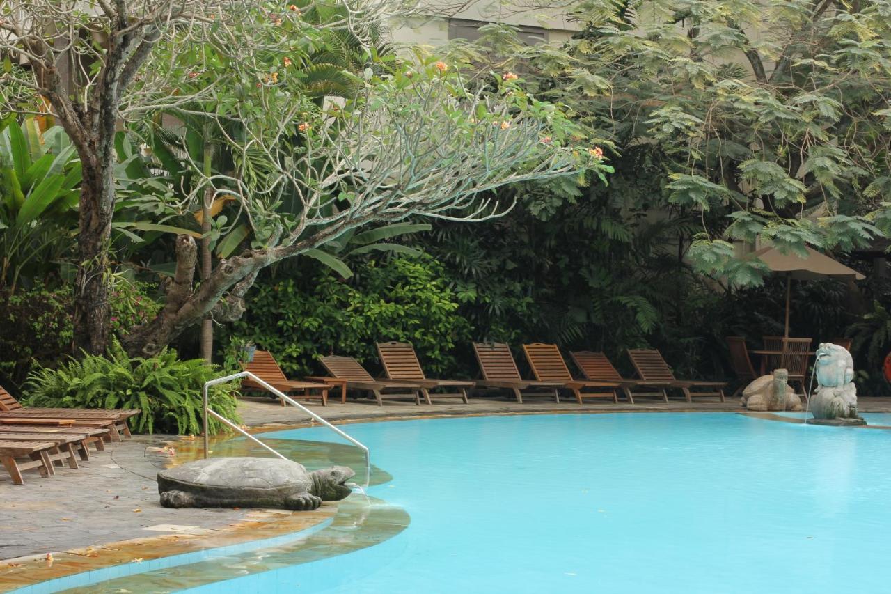 Hotel Kumala Pantai Legian  Ngoại thất bức ảnh