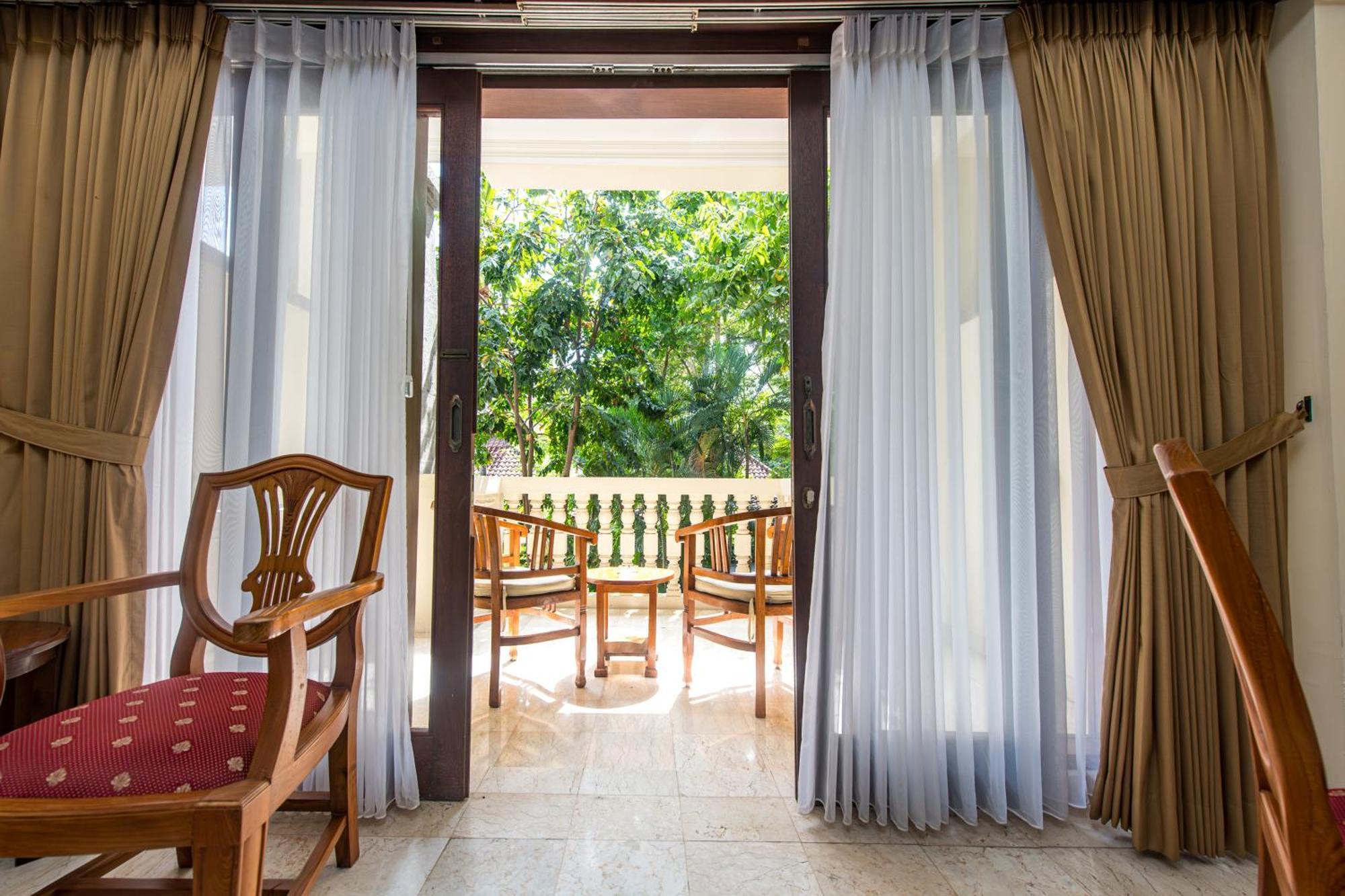 Hotel Kumala Pantai Legian  Ngoại thất bức ảnh
